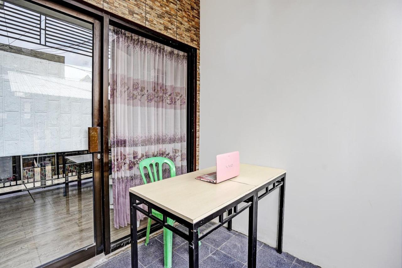Oyo 92435 Sunlo Cozy Home Family Homestay Syariah สุราบายา ภายนอก รูปภาพ